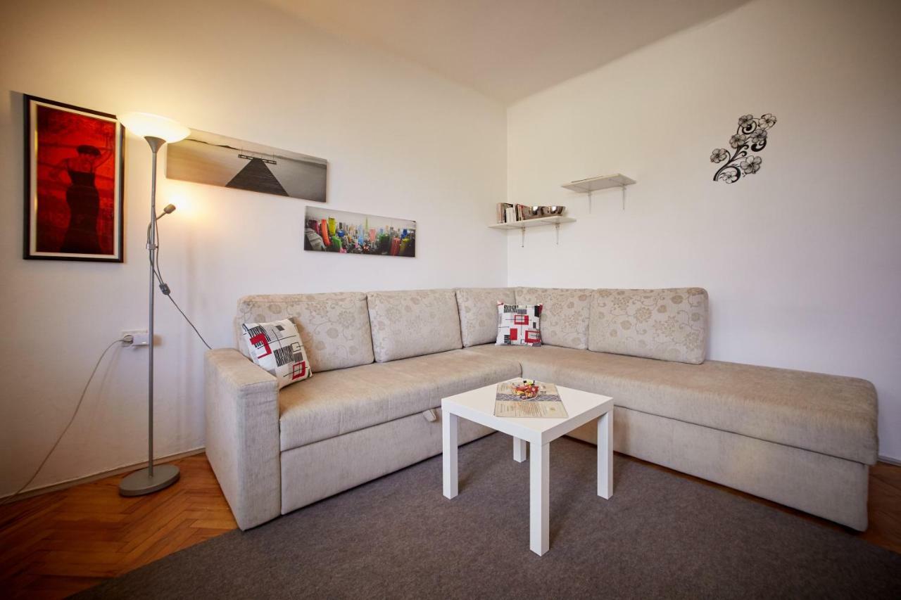 Central Tuzla Apt - Free Parking Exterior foto